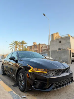 Used Kia K5 in Tripoli