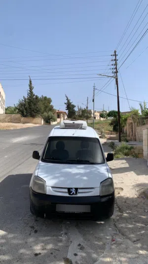 فان بيجو بارتنر 2011 للبيع