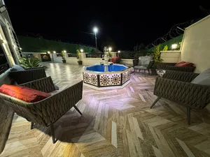 ٤ غرف نوم . حمّامين . 170 م٢0