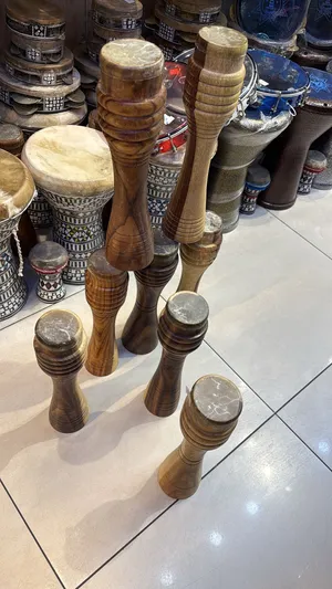 الات موسيقية موسيقى كاسور عراقي اصلي خشب وجه جلد السمك طبلات طبول بنغز طبلات احترافية سنير درمز