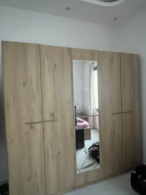 5 doors wardrobe with mirror