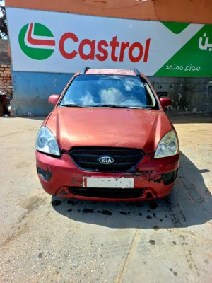 كيا روندو محرك 27 ماشية 300 حالة سيارة موضحه بصور وبسعر 9.000 للجاد بشراء اتصال