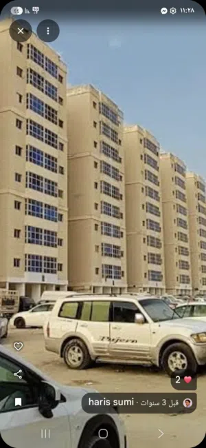 مطلوب شخص لشقة غرفتين وصالة  مفروشة ومؤسسة  بالكامل.. مطلوب شخص واحد على خلق غير مدخن سرير فردي