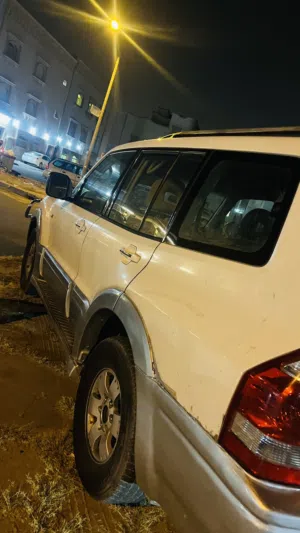 Used Mitsubishi Pajero in Al Ahmadi