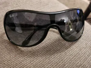 مجموعة نظارات نسائية للبيع