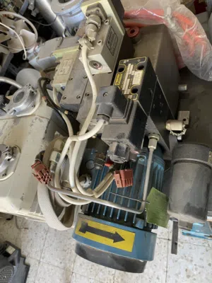 بومبة هيدروليك 350 bar.