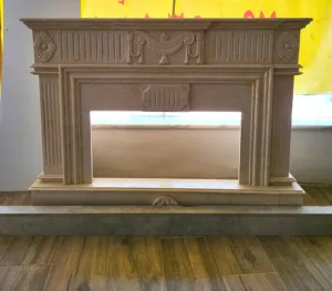 قطعة ديكور رخام شكل كلاسيكي عريق لواجهة فاير بليس بتفصيل مميز مع زخرفة وحفر ليزر