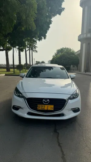 Skyactive  (2.5 CC) Mazda 3 للبيع