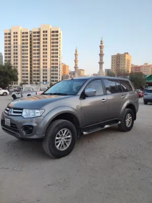 Mitsubishi pajero sports 2014