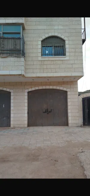 بيتونيا البالوع بالقرب من شركة البرق