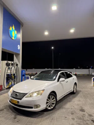 Lexus es350 2011