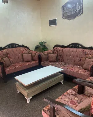 طقم كنب مميز استخدام خفيف