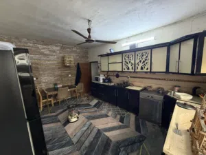 بيت حديث بناء