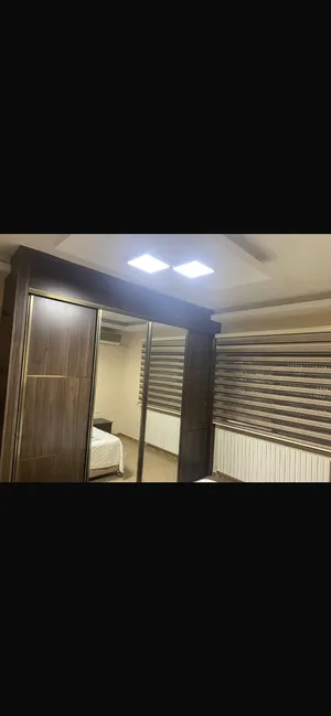 Bedrooms - Beds . Used2