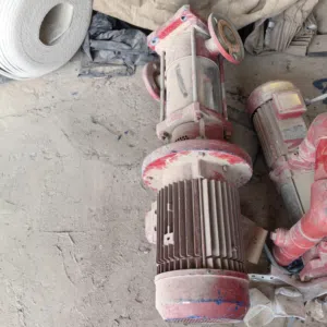نشتري كل شي ملابس كراتين ورق معدات مطاعم سكراب نحاس المنيوم وكل شي عندك للبيع نشتريي