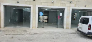 محلات للايحار عدد 6 مساحات مفتوحه في وسط البلد - عصيرة القبلية.تصلح لشركة تأمين, فرع بنك, سوبر مارك