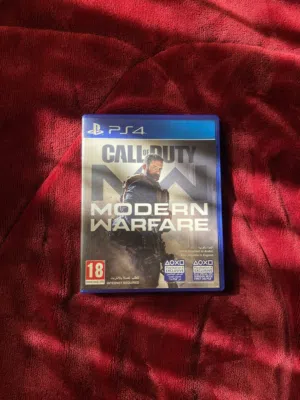 Call of duty modern warfare 1 مستعملة وبحالة ممتازة وسعر جيد