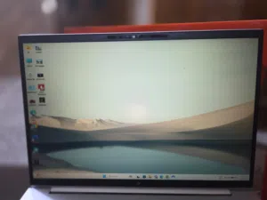 للبيع لابتوب فاخر HP EliteBook 860 G10  شاشة 16  معالج Core i7-1365U  بحالة ممتازة
