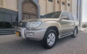 Used Toyota Land Cruiser in Muscat