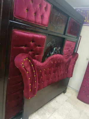 غرفة نوم ملوكيه