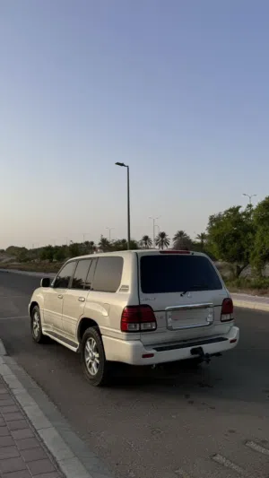 لكسز LX470.2004