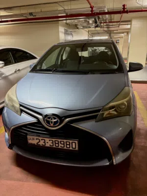 Toyota yaris 2015 - hybrid  تويوتا يارس هايبرد 2015 بحالة ممتازه