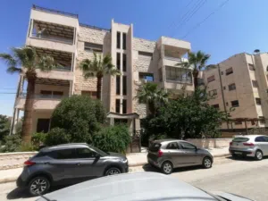 189 m2 3 Bedrooms Apartments for Sale in Amman Al Gardens