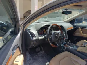 audi Q7 2011