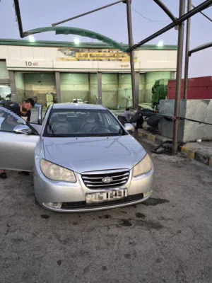 Used Hyundai Avante in Amman