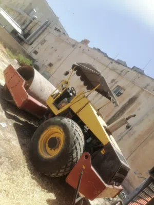مدحله دينباك 2004 جريدر 14G بوبكات دوسان 2011 للبيع