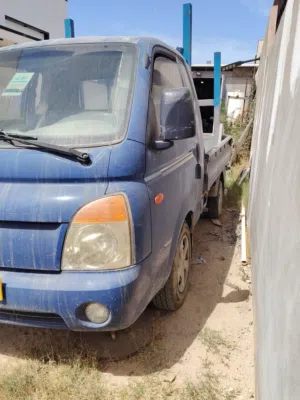 Used Hyundai H 100 in Tripoli