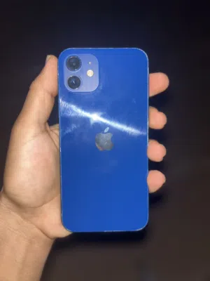 Apple iPhone 12 64 GB in Tripoli