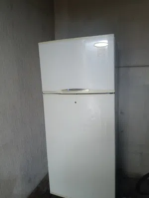 ثلاجه ناشونال بحاله ممتازه