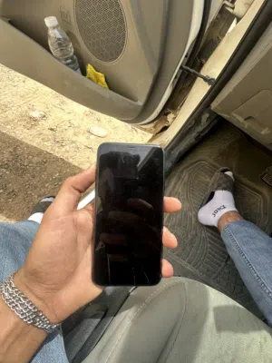 Apple iPhone 11 Pro Max 64 GB in Tripoli