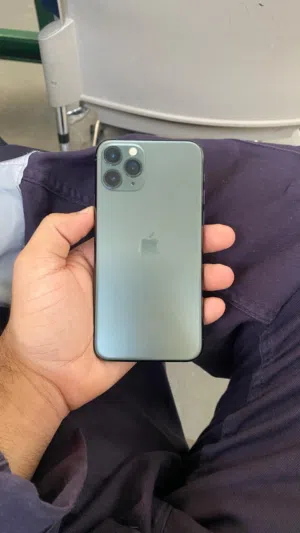 آيفون 11 برو