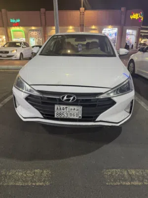 Used Hyundai Elantra in Taif