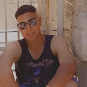 احمد مصطفى 