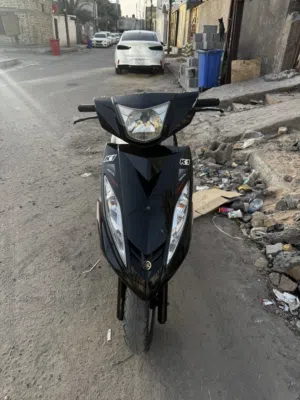 سلام عليكم دراجه ياماهاgtr للبيع دراجه حلوه نضيفه كله شغاله اقرو الوصف