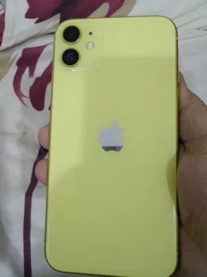 Apple iPhone 11 128 GB in Basra