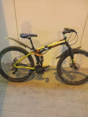 دراجة هوائية مقاس 26 بوصة، مستعملة استعمالاً خفيفاً، 26-inch bicycle, lightly used, everything works
