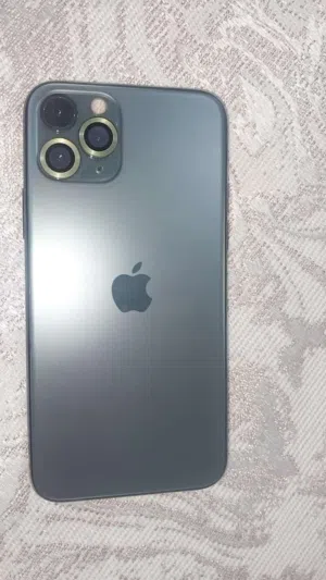 ايفون 11 pro بحاله ممتازه للبيع