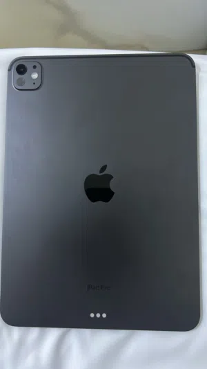Apple iPad Pro 11 256 GB in Al Batinah