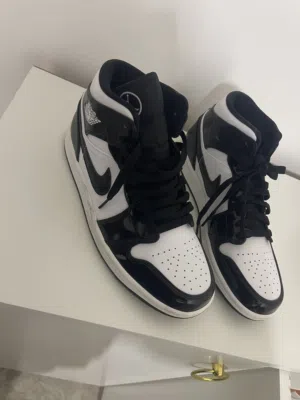 حذاء Nike Air Jordan 1 Mid أصلي