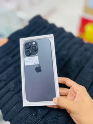 iPhone 16 pro max -1 TB (1024 GB) - Good working phone - Box piece