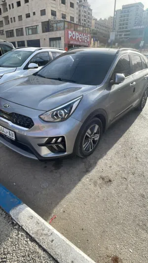 كايا نيرو ترخيص 2020 دهان الشركه فحص ممتاز فل الفل بدون فتحه للبيع او البدل على سبورتاج 2019 او اعلى