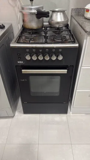 Cooking Range - Good Condition