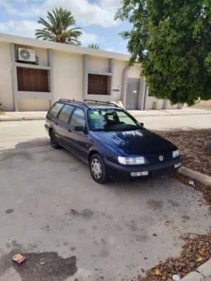 Volkswagen . Passat . 1995 . Used0