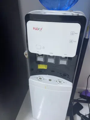 تلاجه مياه فليكسي شبه جديده  تبريد ممتاز جدا ماشاءالله