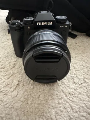 Fujifilm x-t5 with 56mm 1:1.2 r wr lens