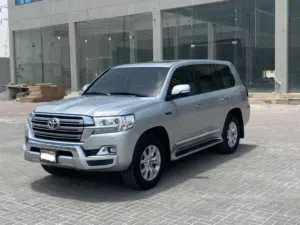 Toyota Land Cruiser GX-R 2020 (Silver)
